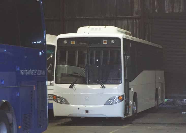 Warrigal Mercedes OH1728L Custom SB40 148